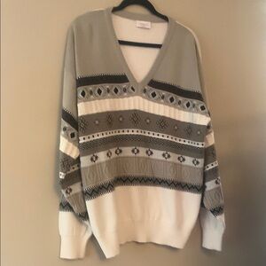 Gray and White Patterned V-Neck Sweater